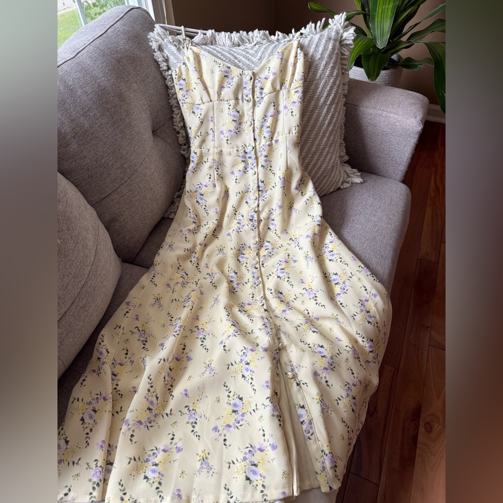 NWOT House of CB ANNABELLA Lemon Floral Midi Sun Dress